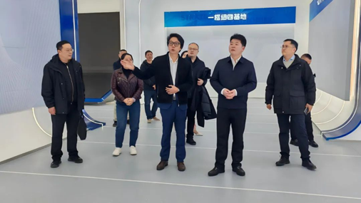 图片35 图片35