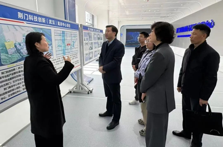 图片12 图片12